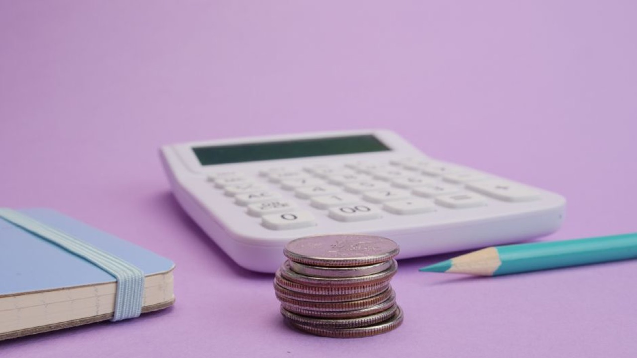 Savings and calculator