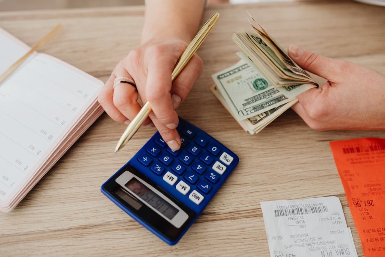Savings and calculator
