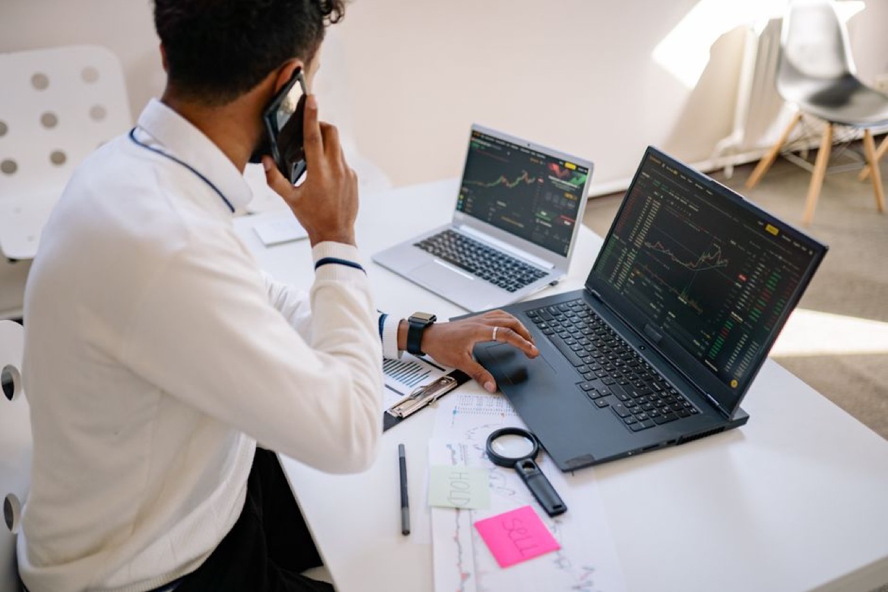 Financial planning laptop